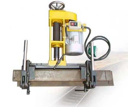 點(diǎn)擊查看詳細(xì)信息<br>標(biāo)題：三相電動(dòng)鋼軌鉆孔機(jī) 閱讀次數(shù)：2458