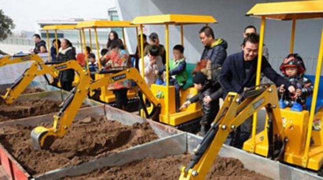 點(diǎn)擊查看詳細(xì)信息<br>標(biāo)題：游樂挖掘機(jī)價格優(yōu)惠 閱讀次數(shù)：2226